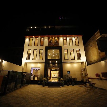The Amer Valley Hotel Jaipur Buitenkant foto