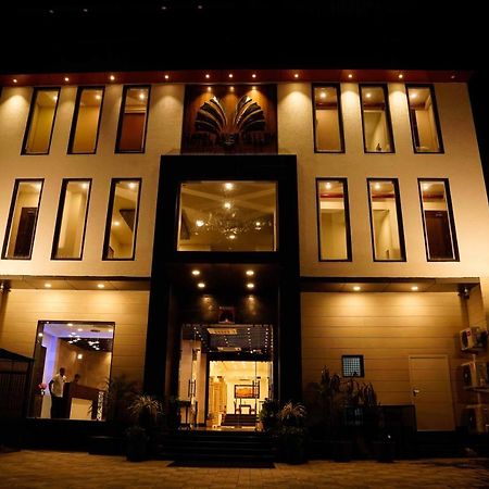 The Amer Valley Hotel Jaipur Buitenkant foto
