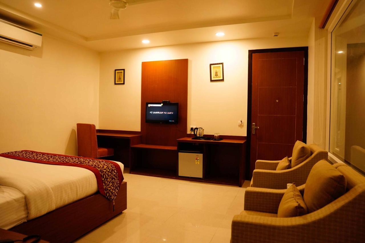The Amer Valley Hotel Jaipur Buitenkant foto